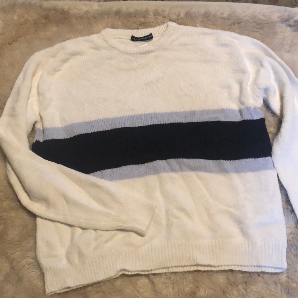 Brandy Melville Sweater